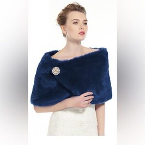 NWT Blue Faux Fur Wrap Shawl Women Shrug